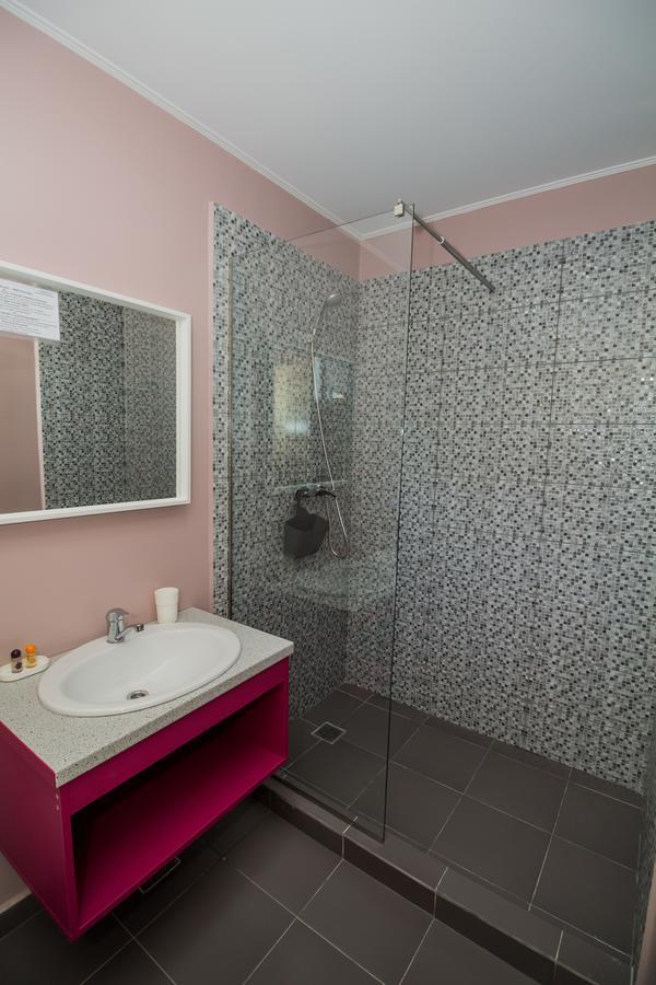 Glam Boutique Hotel 艾福雷诺德 外观 照片